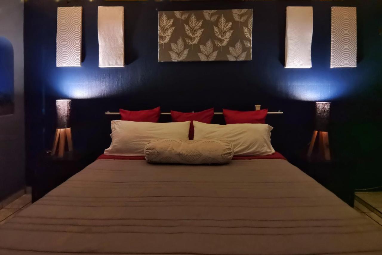 Hotel Boutique Charlotte Arandas Buitenkant foto
