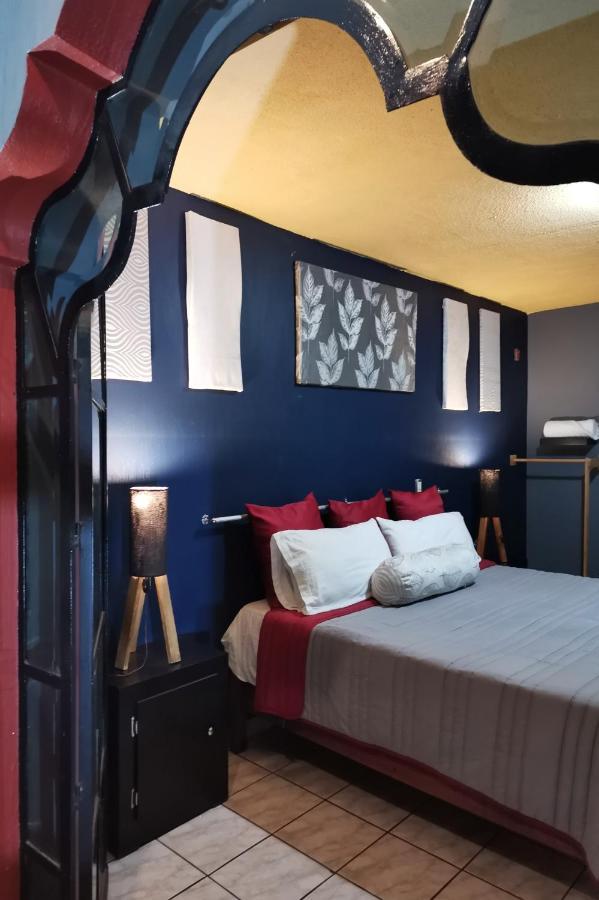 Hotel Boutique Charlotte Arandas Buitenkant foto