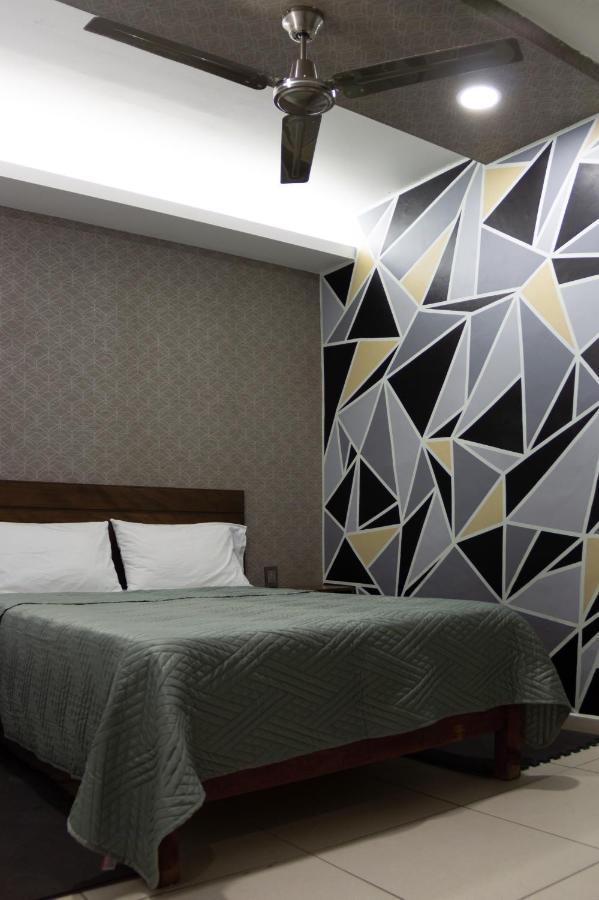 Hotel Boutique Charlotte Arandas Buitenkant foto