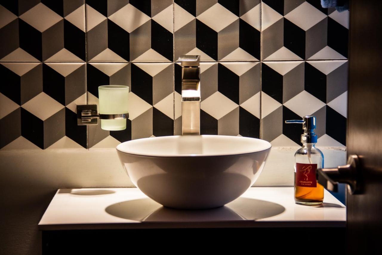 Hotel Boutique Charlotte Arandas Buitenkant foto